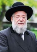 Former Israel chief rabbi made head of Holocaust Centre council 